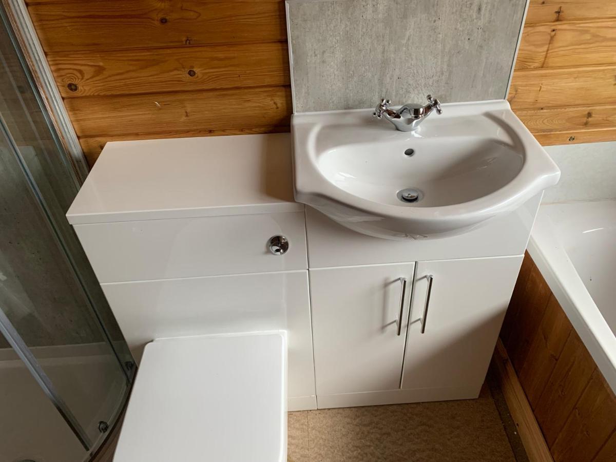Immaculate 3-Bed Lodge In Hawick Eksteriør billede